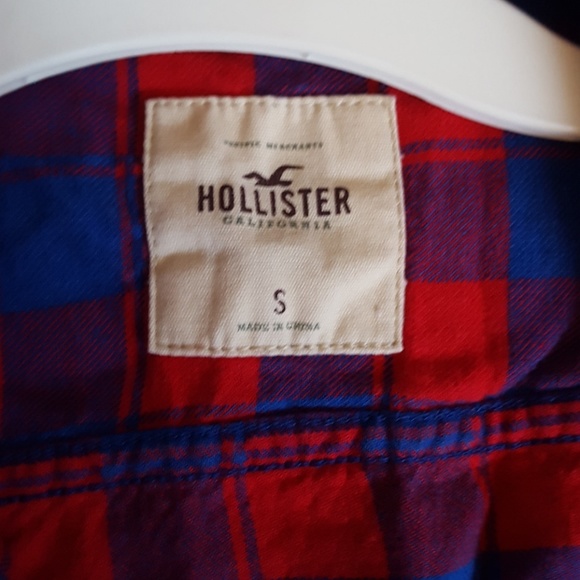 Plaid Hollister button down - Picture 3 of 3